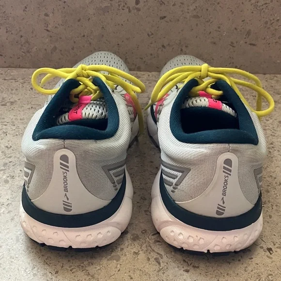 Brooks Ghost 13 Running Walking Gray/Pink Sneaker Women’s Size 11.5 Medium GUC - Picture 3 of 6